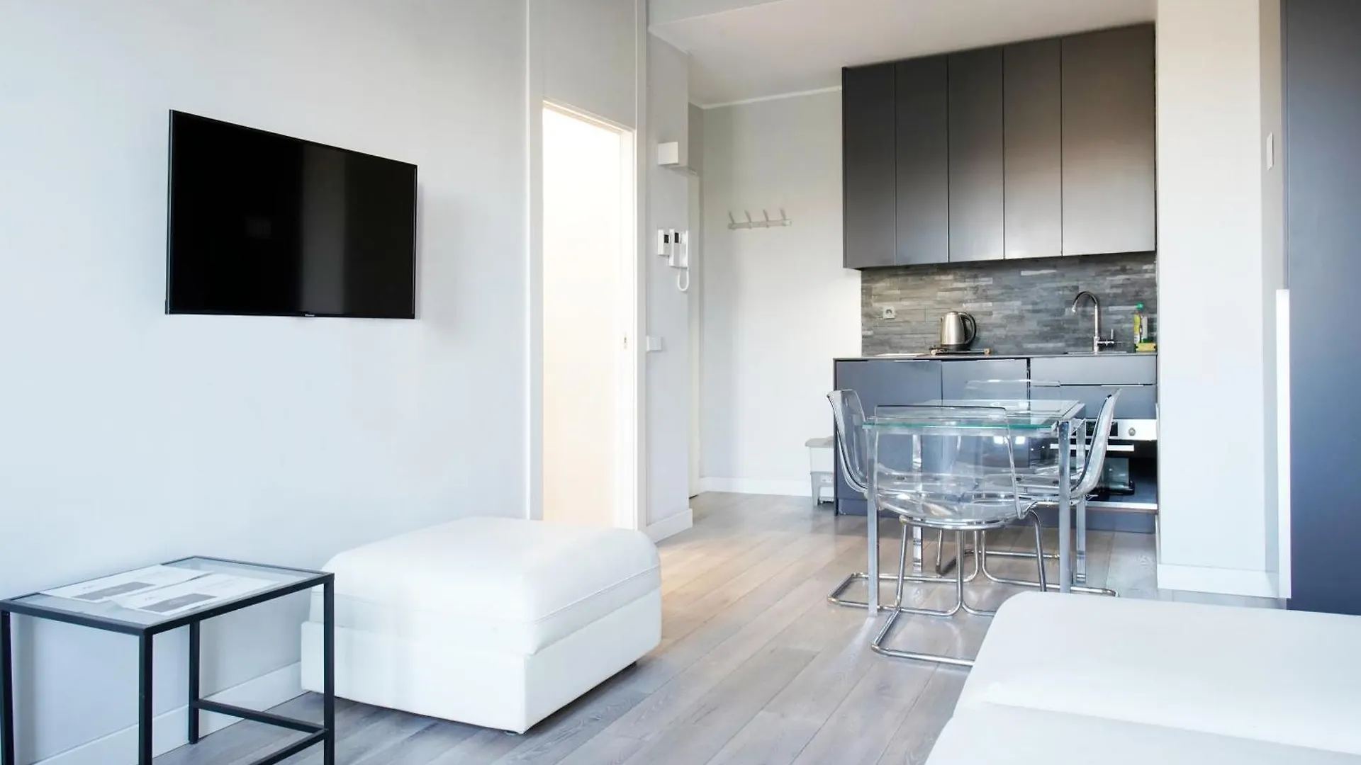 Jewel Apartment Milan Italy